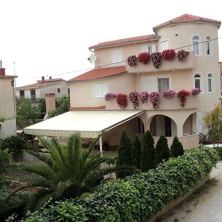 Apartments Sljuka Pirovac Exterior foto